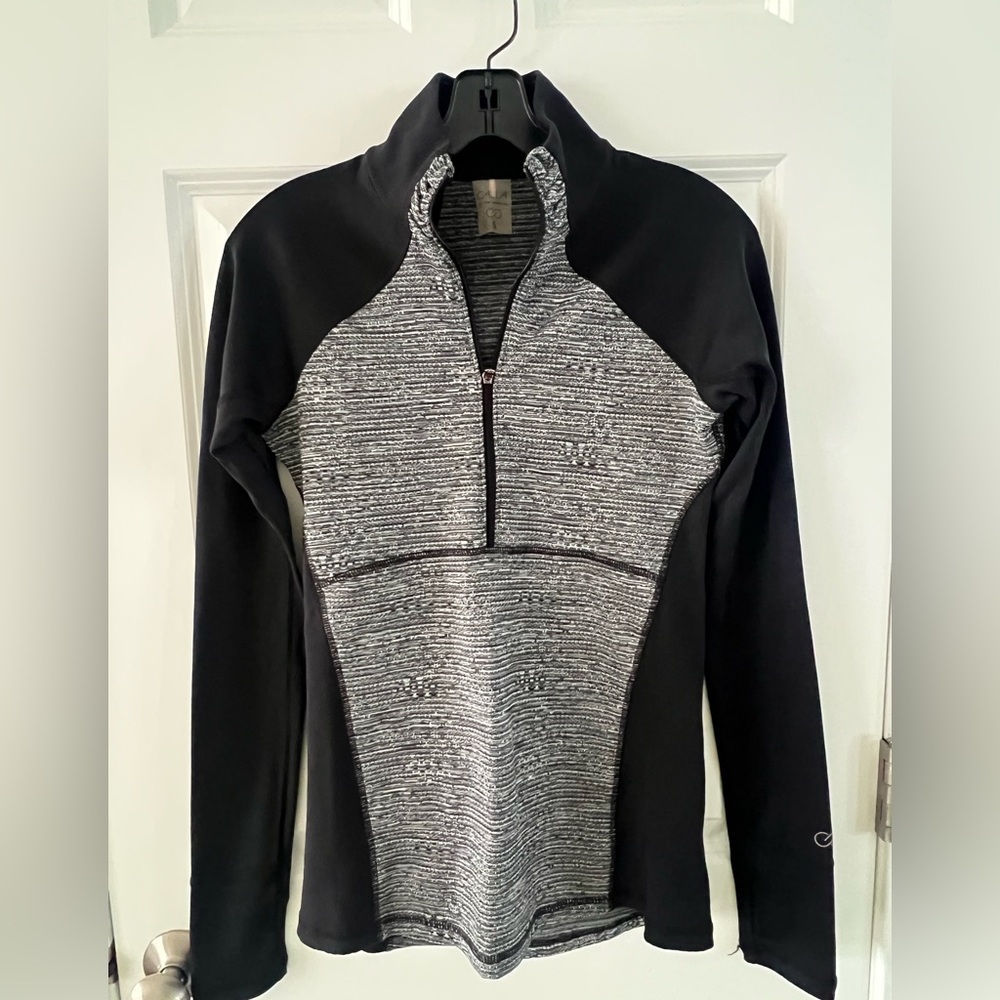 CALIA by Carrie Underwood Black and Gray Pullover